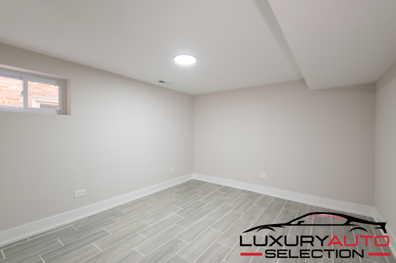 7816 Latrobe Avenue Property Photo 32