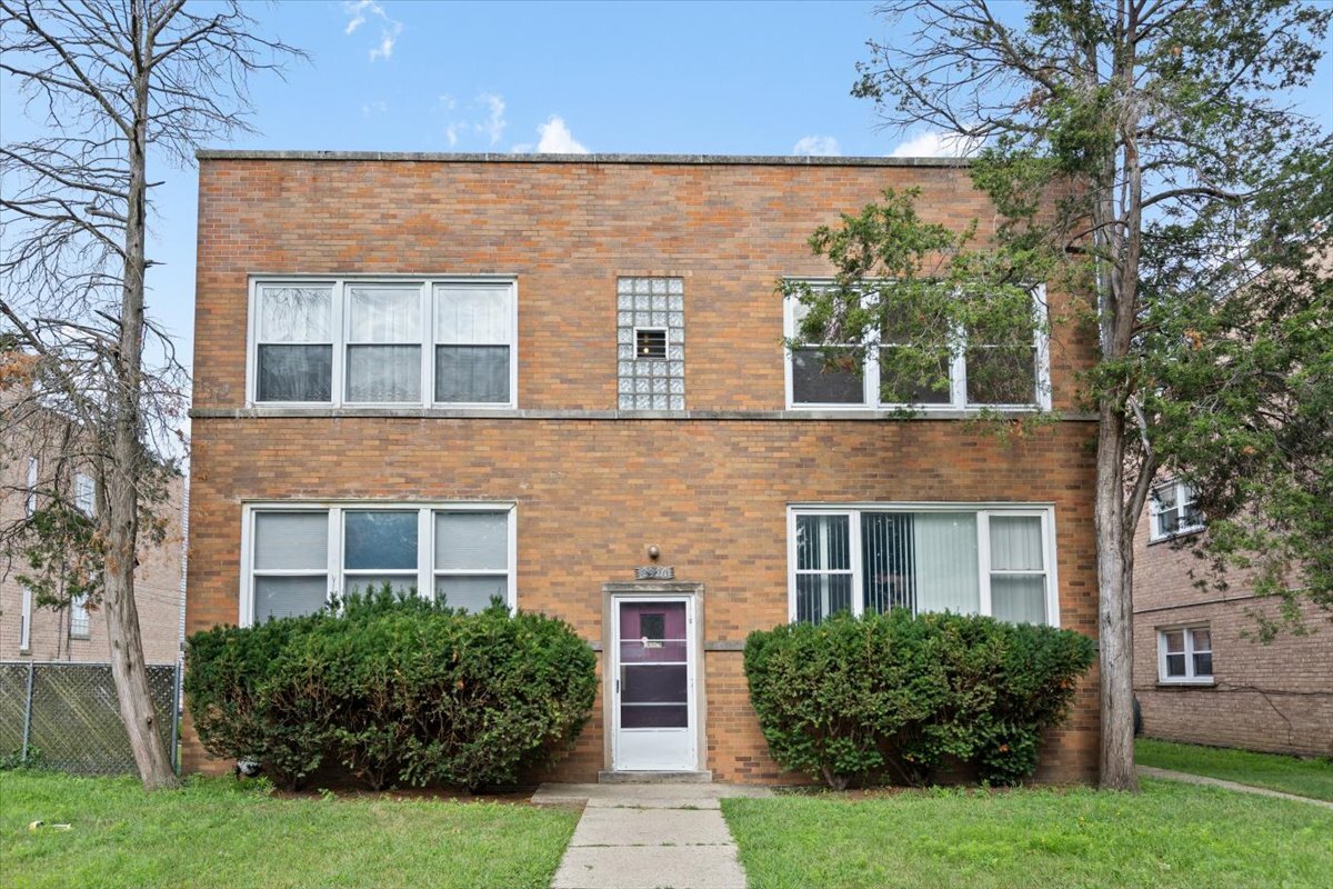 8920 Lamon Avenue 2B Property Photo 1