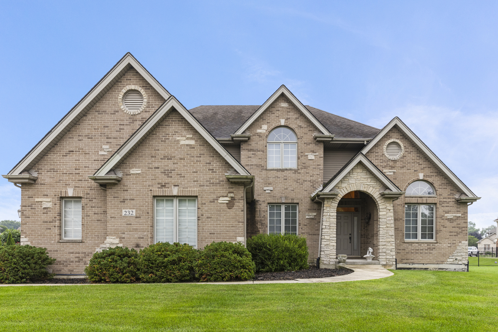 12721663 Property Photo 1