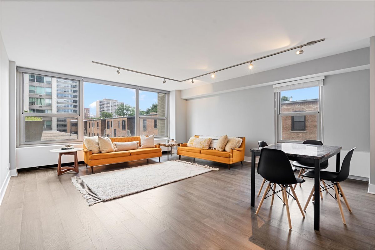 3600 N Lake Shore Drive 325 Property Photo 6
