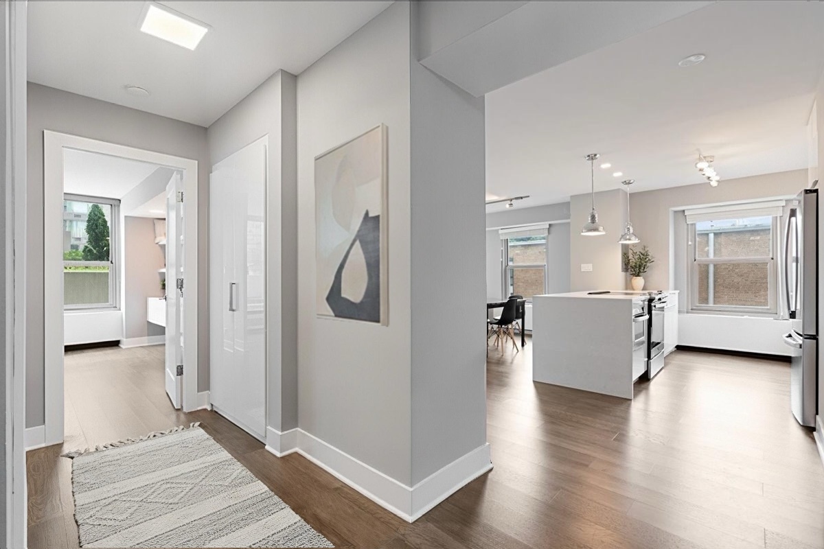 3600 N Lake Shore Drive 325 Property Photo 9