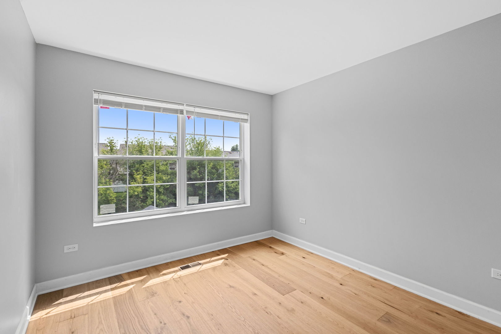 1364 Greenbrook Court Property Photo 22