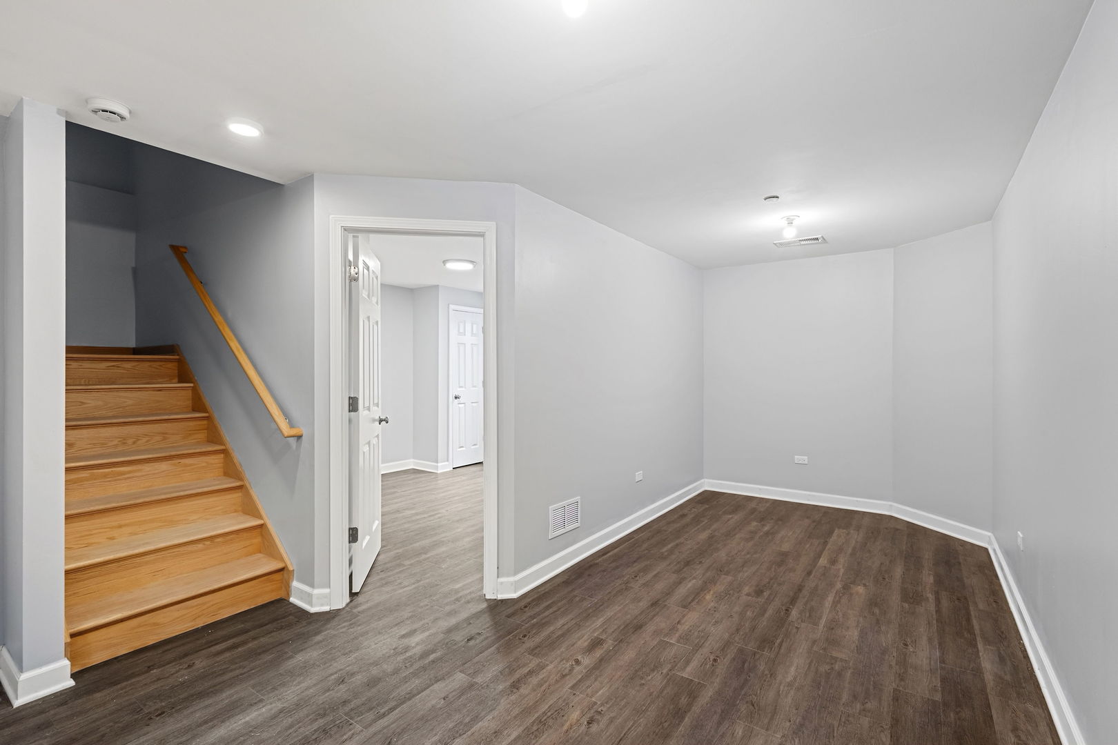 1364 Greenbrook Court Property Photo 28