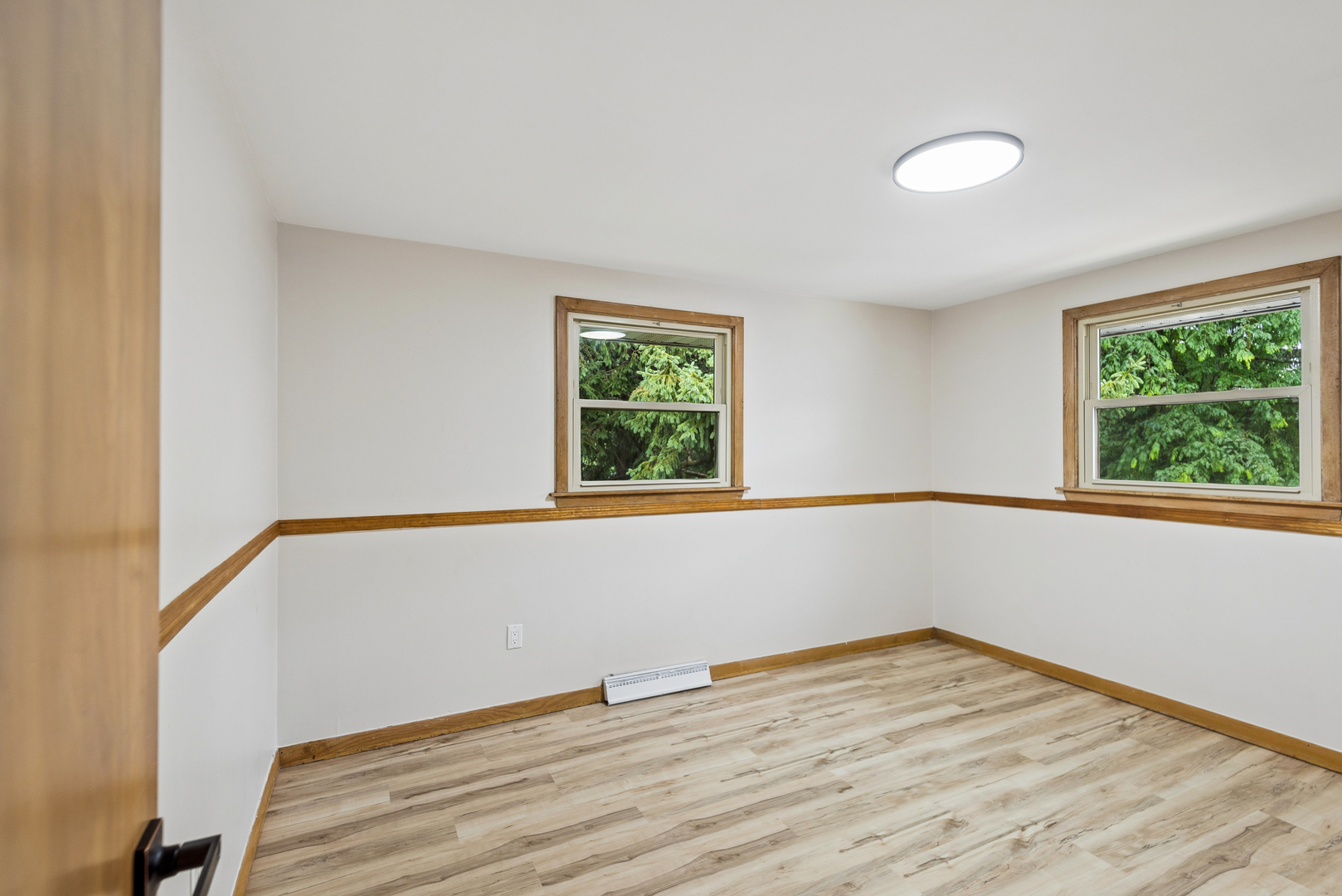 1819 Elmwood Drive Property Photo 14