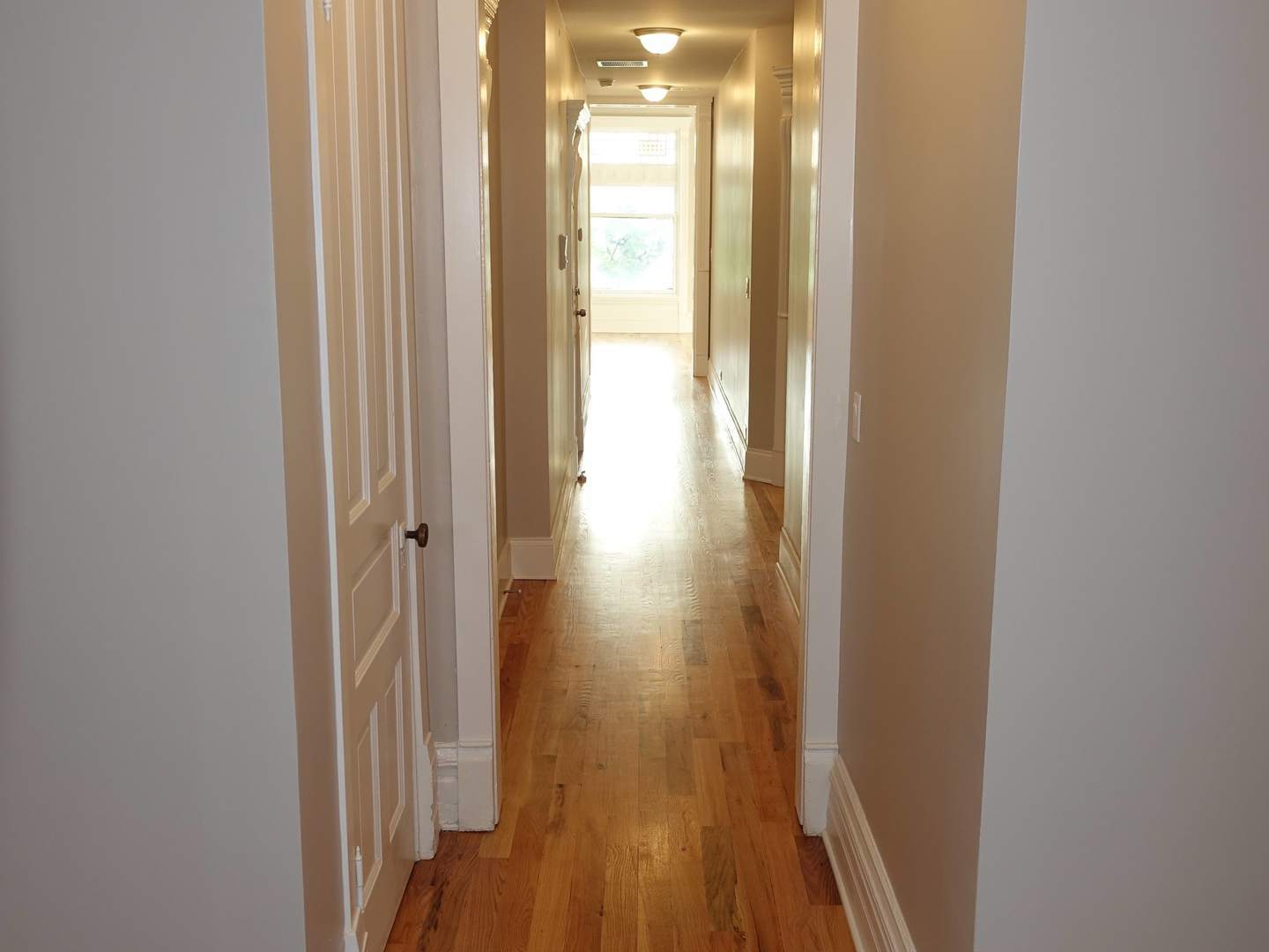 3316 S Calumet Avenue 2 Property Photo 8