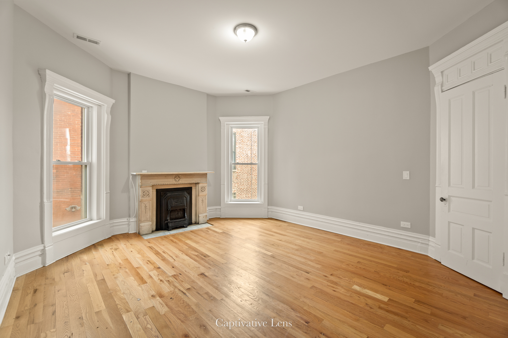 3316 S Calumet Avenue 2 Property Photo 13