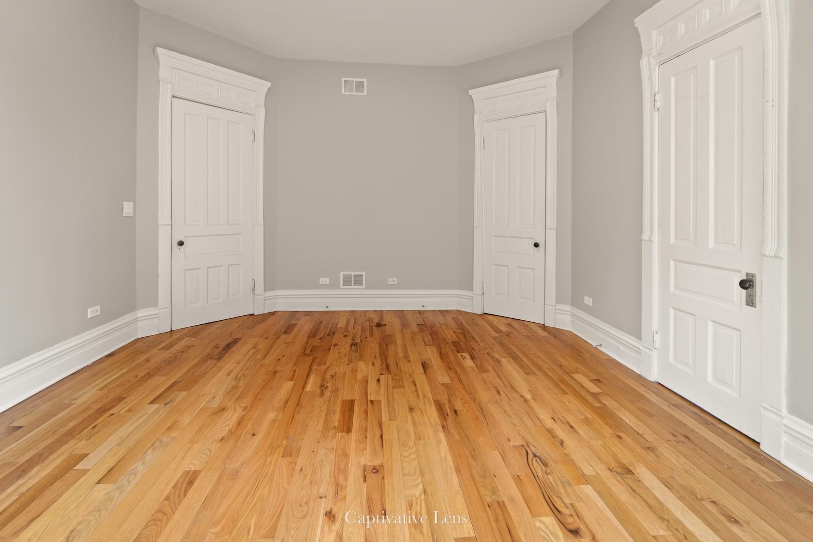 3316 S Calumet Avenue 2 Property Photo 18