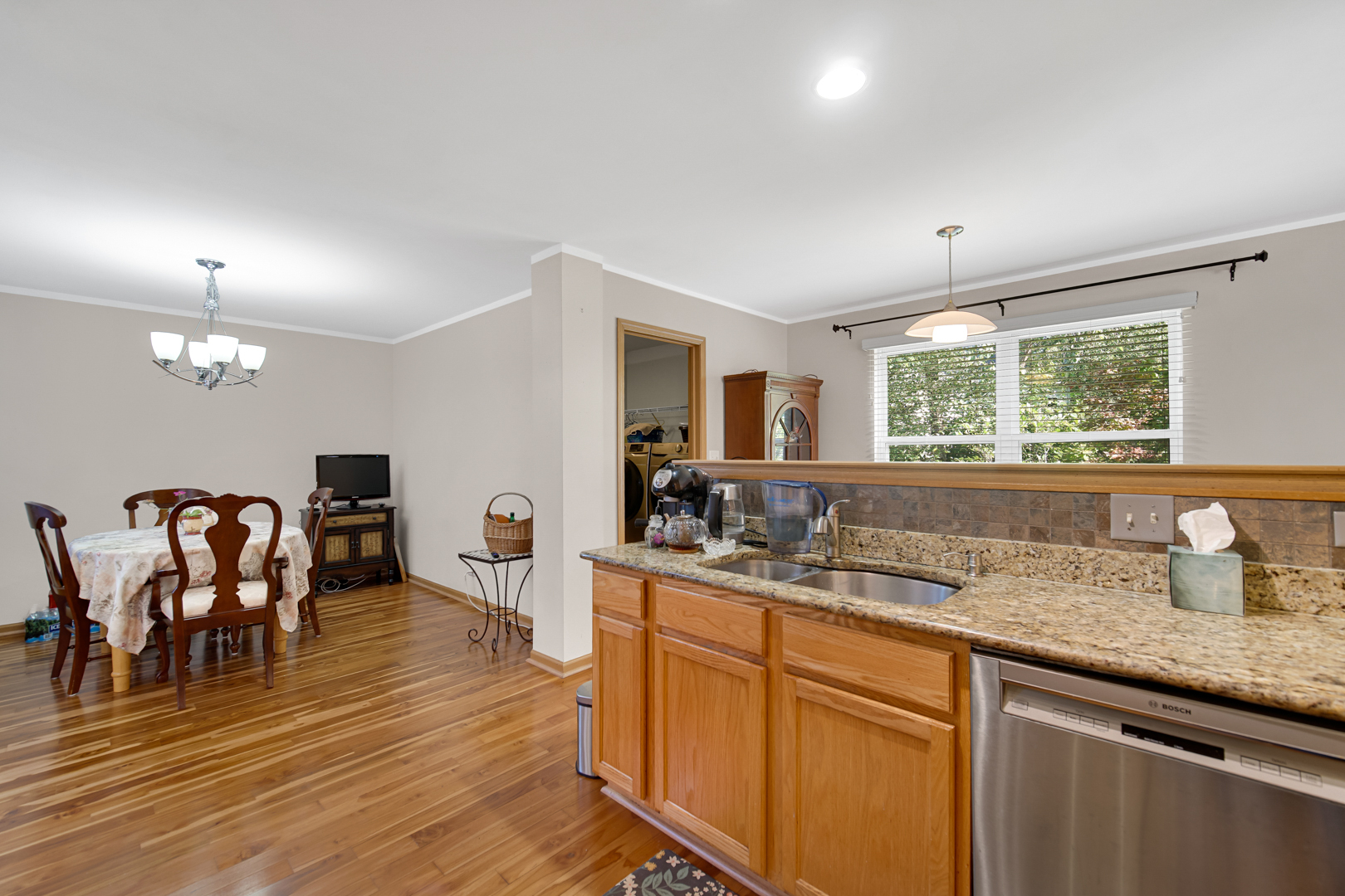 2080 Stephen Street Property Photo 11
