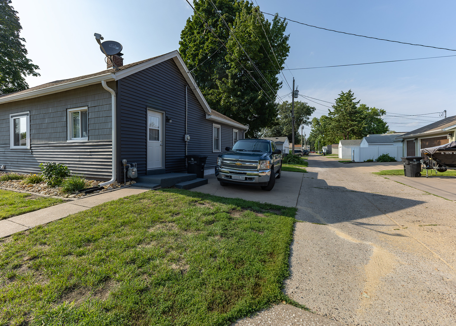 1863 35th Street Property Photo 4