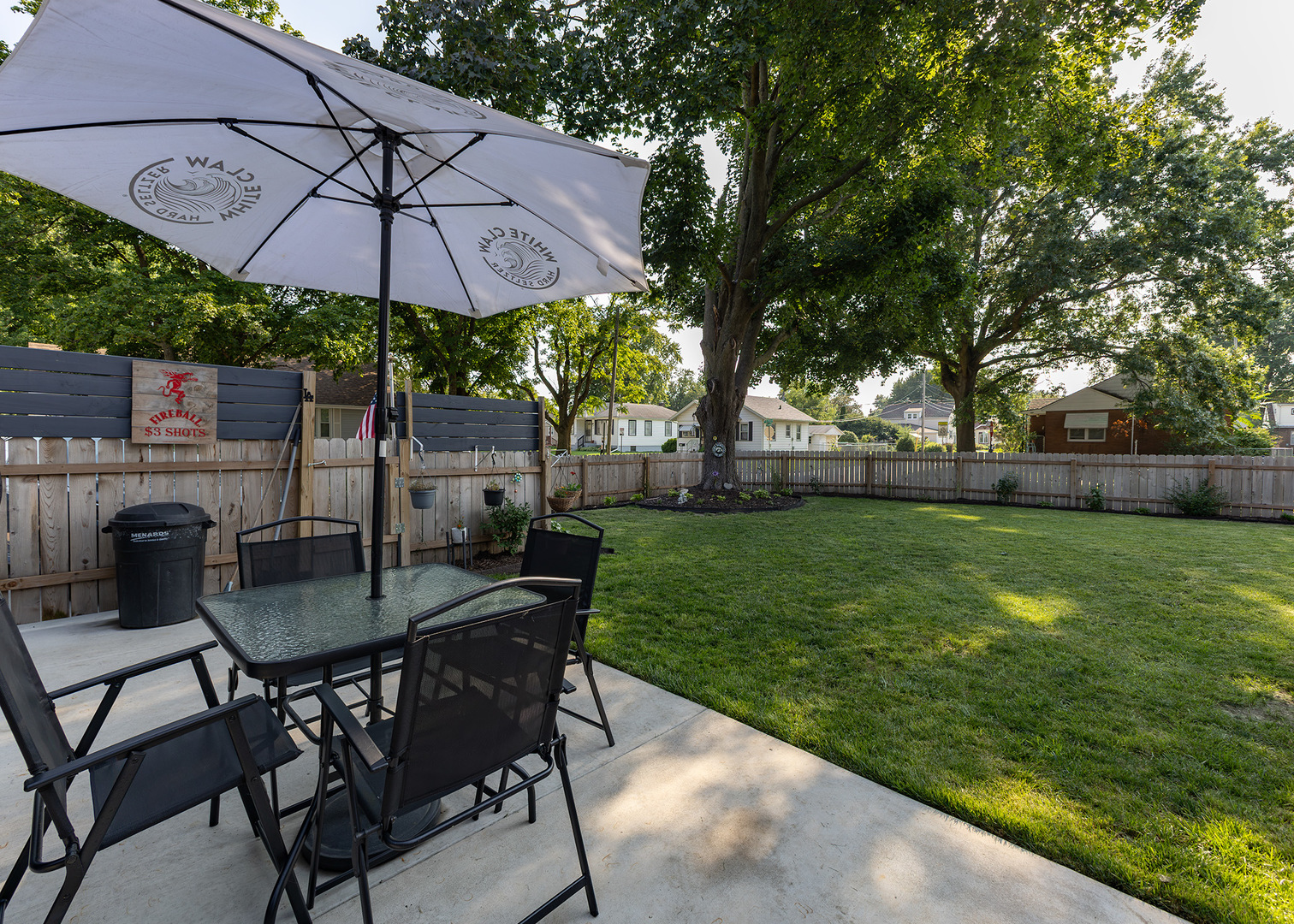 1863 35th Street Property Photo 6