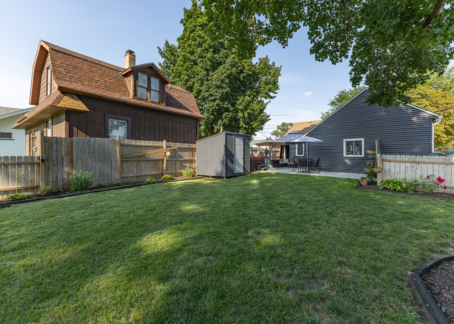 1863 35th Street Property Photo 7
