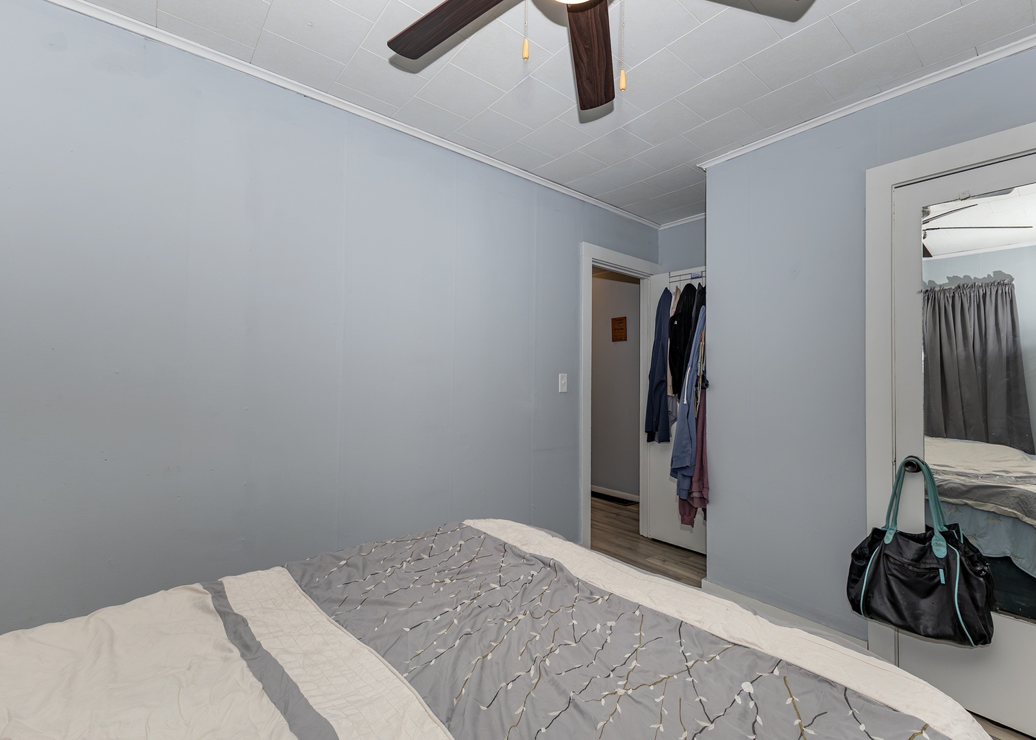 1863 35th Street Property Photo 19
