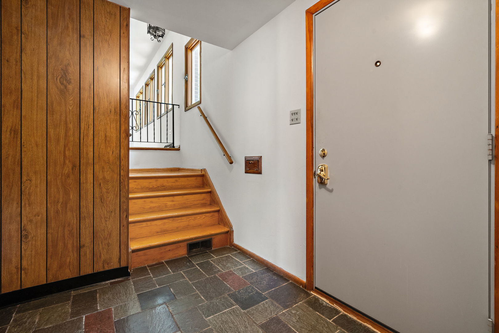 2926 191st Street Property Photo 3