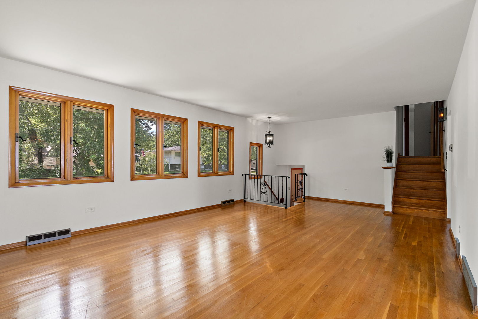 2926 191st Street Property Photo 7