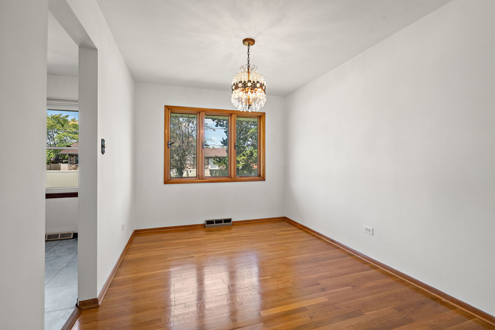 2926 191st Street Property Photo 9