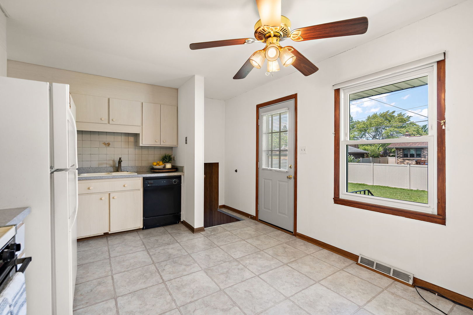 2926 191st Street Property Photo 13