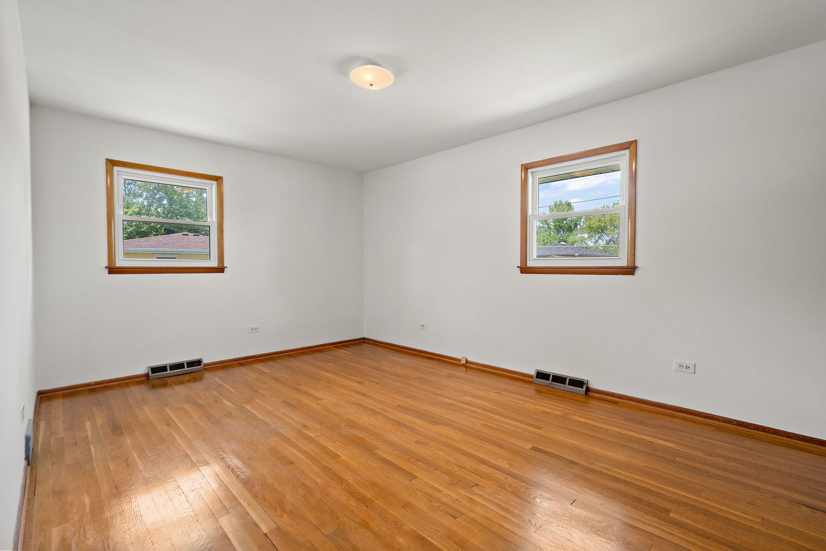 2926 191st Street Property Photo 16