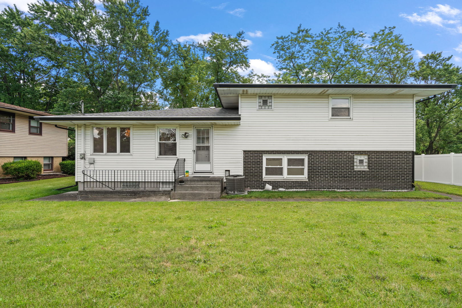 2926 191st Street Property Photo 27
