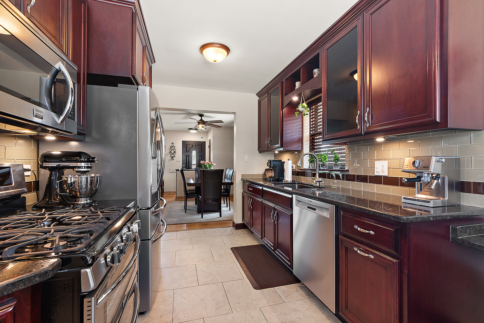 1916 Manchester Avenue Property Photo 9
