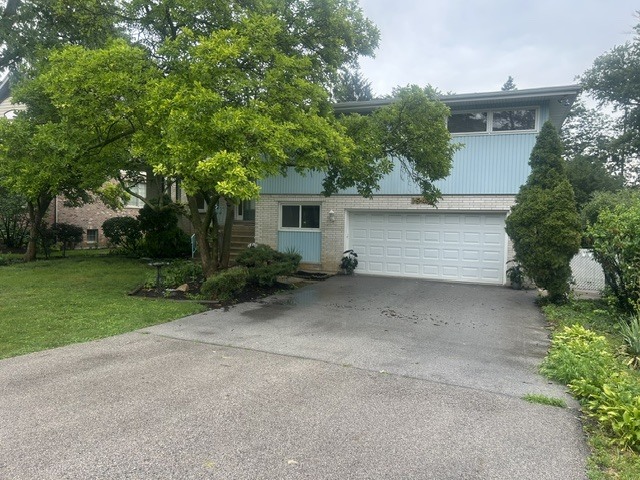 1s471 Monterey Avenue Property Photo 3
