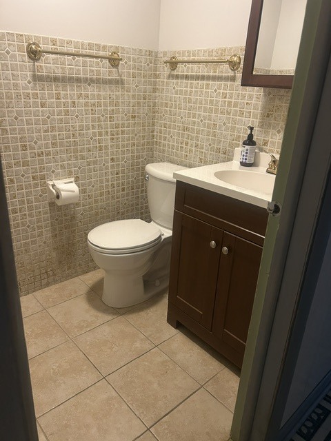 1s471 Monterey Avenue Property Photo 16