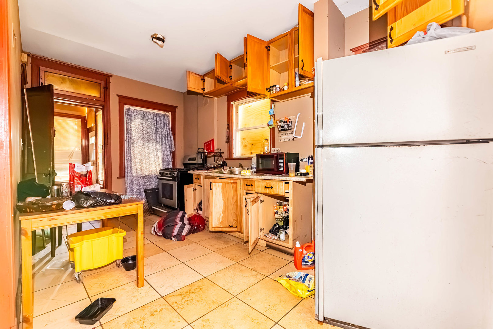 1312 W 73rd Place Property Photo 6