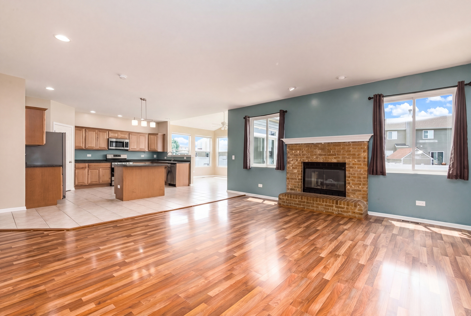 6014 Cherry Ridge Drive Property Photo 4
