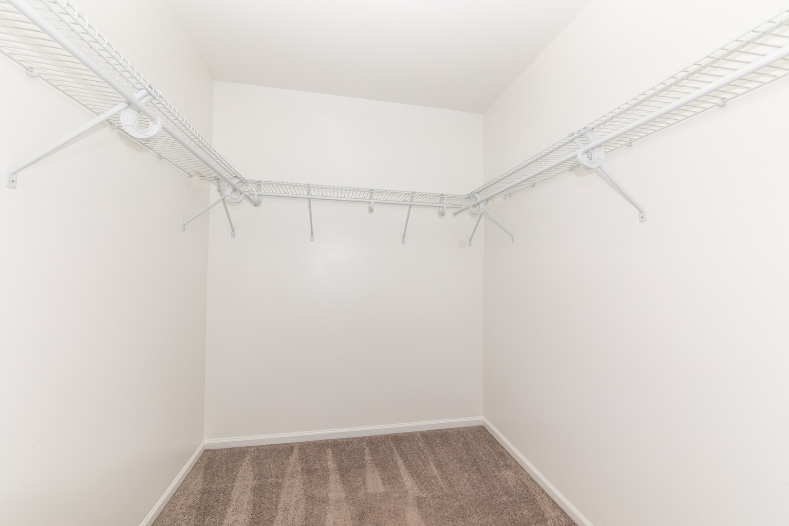 6014 Cherry Ridge Drive Property Photo 15