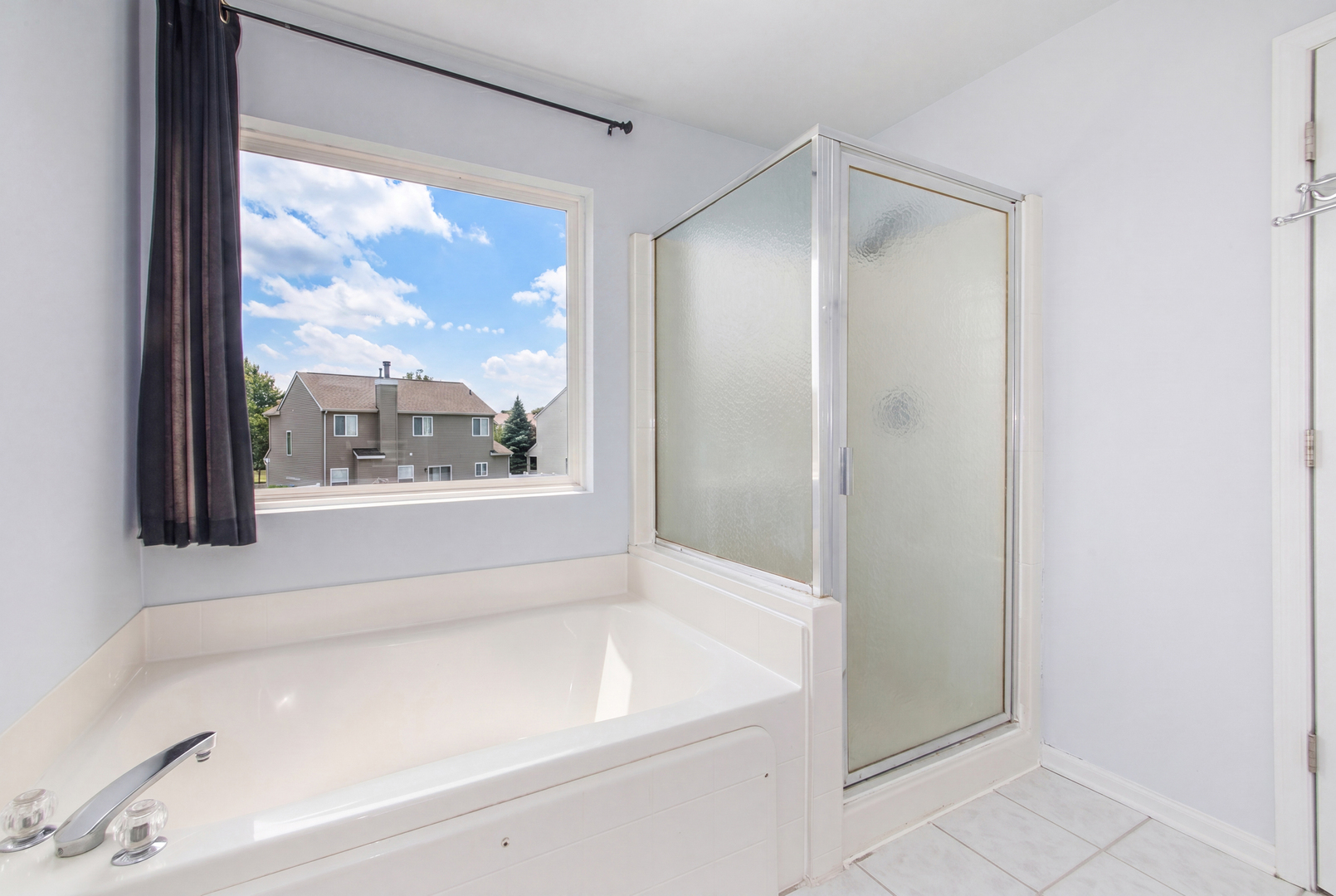 6014 Cherry Ridge Drive Property Photo 16