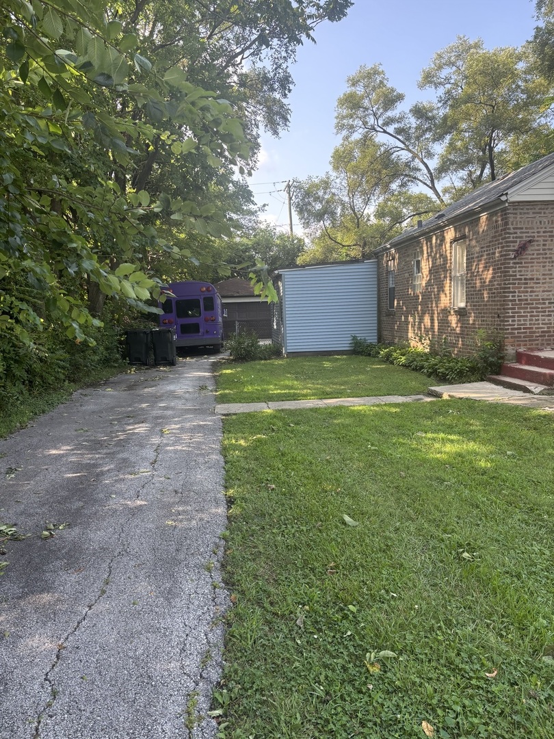 3743 W 135th Street Property Photo 6