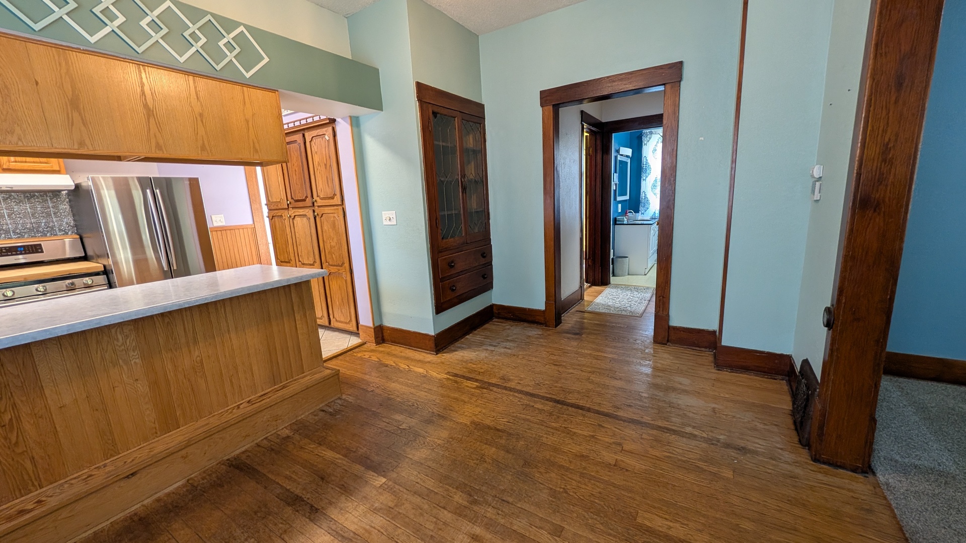 258 7th Street Property Photo 8