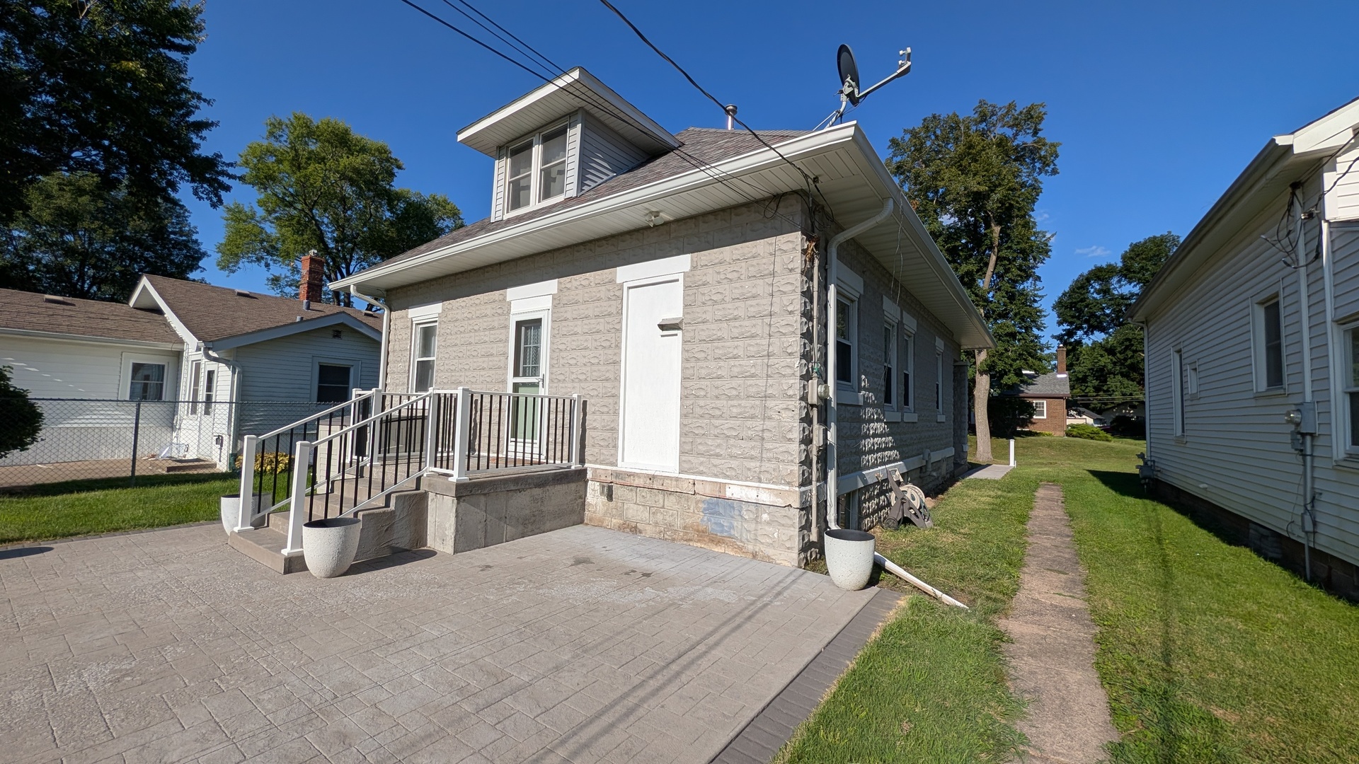 258 7th Street Property Photo 29