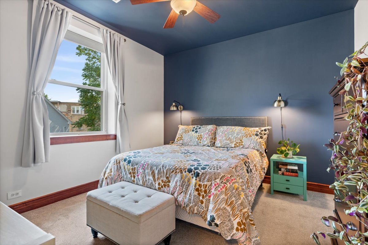 1501 W Ardmore Avenue 2 Property Photo 15