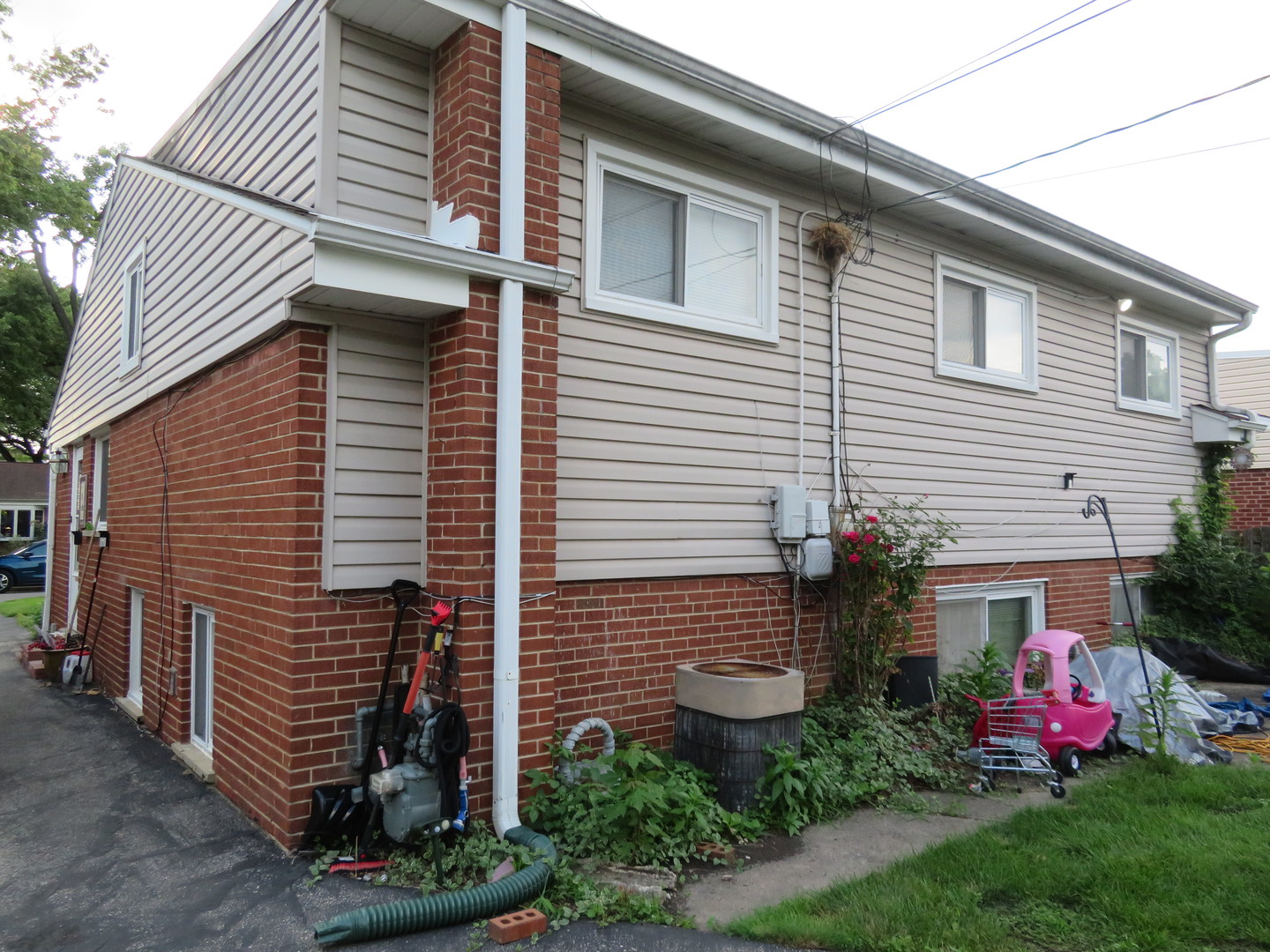 799 S Hawthorne Avenue Property Photo 3
