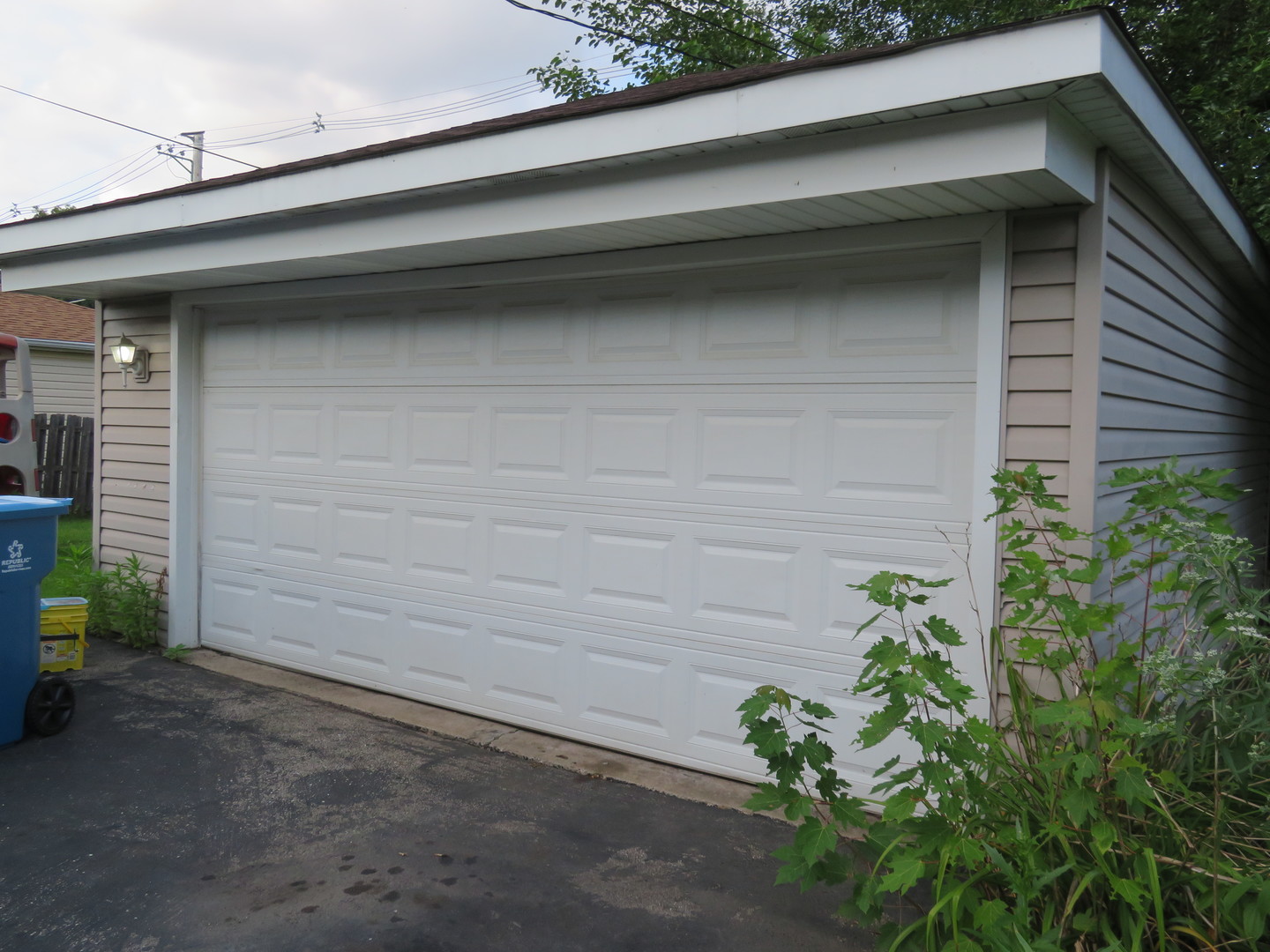 799 S Hawthorne Avenue Property Photo 4