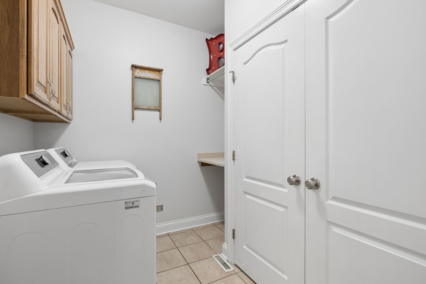5709 Lenox Road Property Photo 36