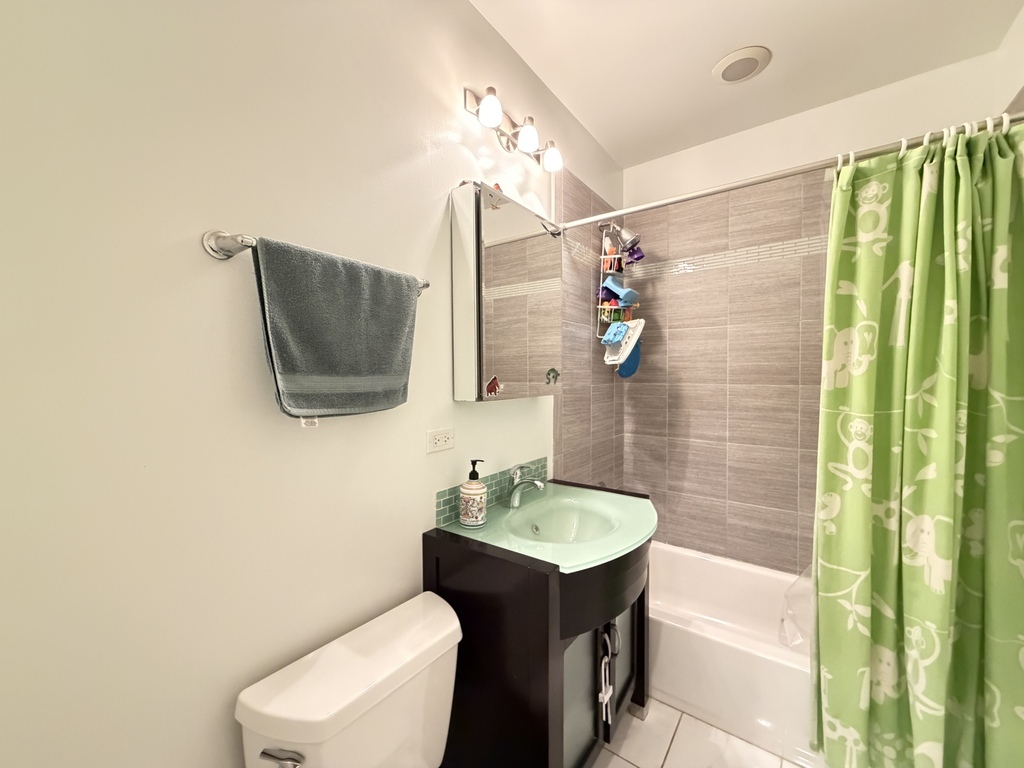 1415 N Campbell Avenue 1 Property Photo 17