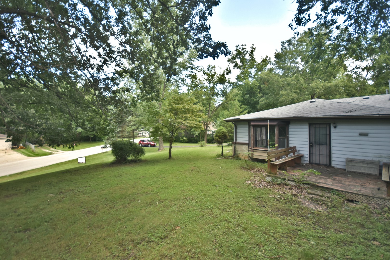 34w615 Illinois Street Property Photo 34
