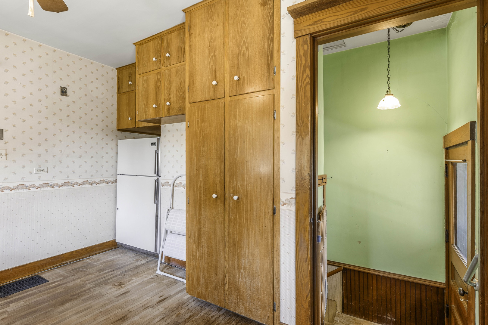420 N Hugh Street Property Photo 15