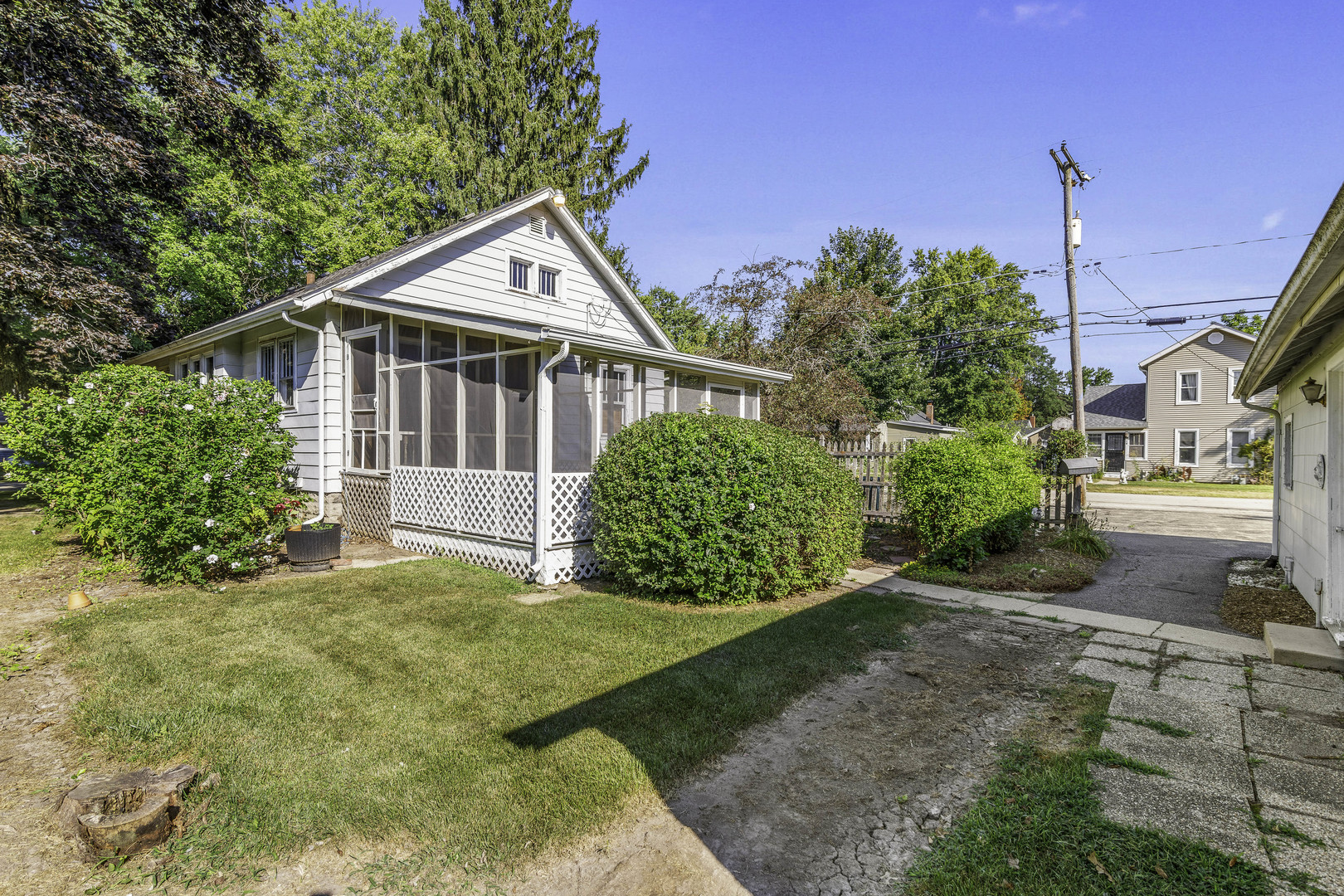 420 N Hugh Street Property Photo 38