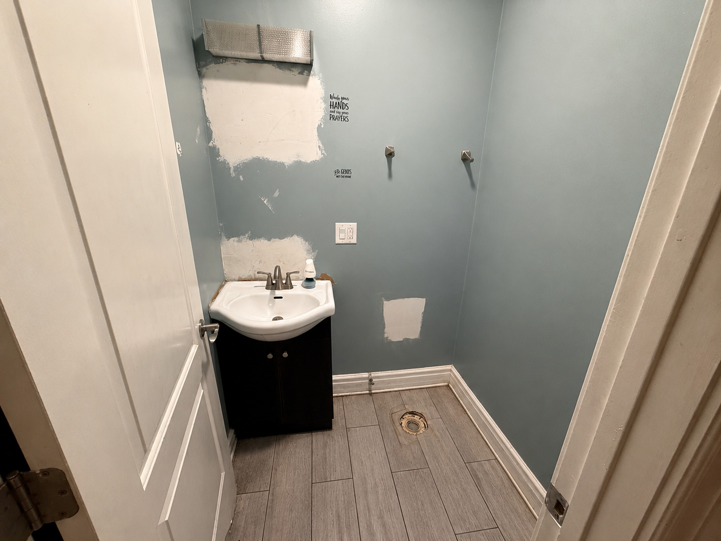 7921 S Ridgeland Avenue Property Photo 5