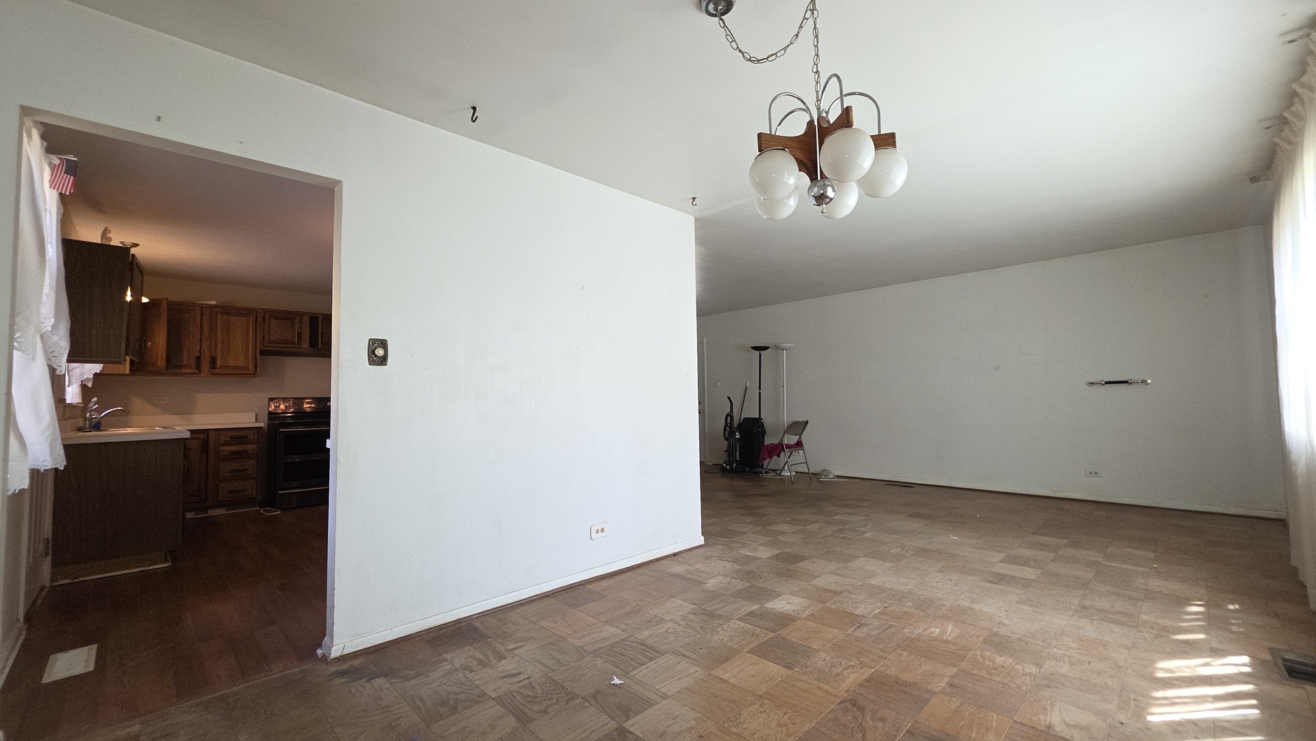 314 Sheridan Street Property Photo 4