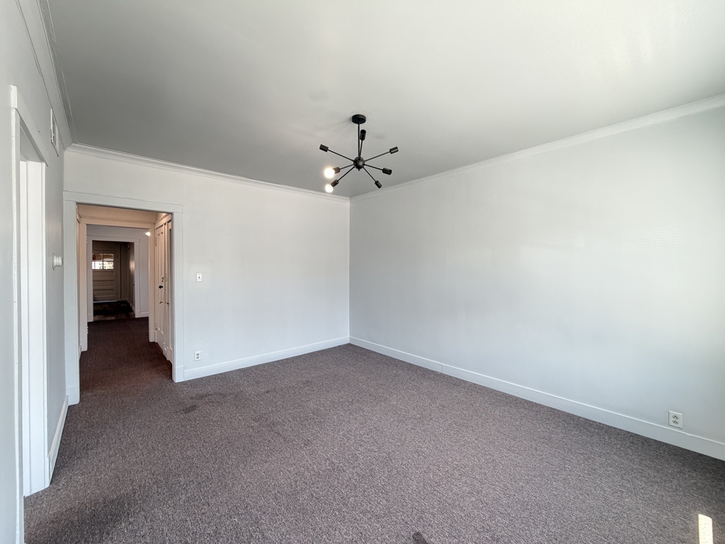 6018 W North Avenue 2 Property Photo 10