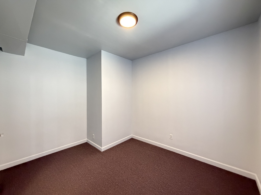 6018 W North Avenue 2 Property Photo 15