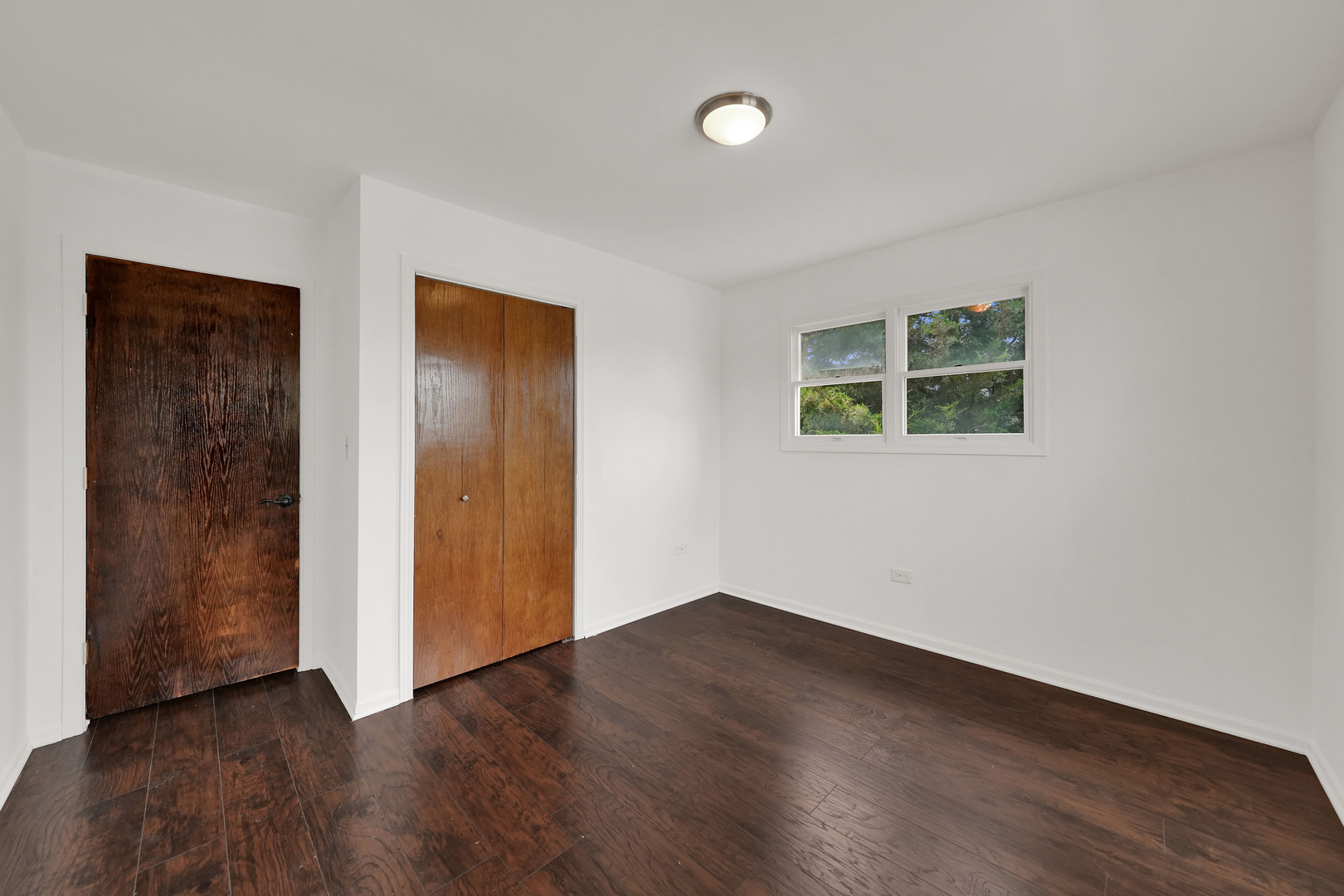4933 S Lockwood Avenue Property Photo 15