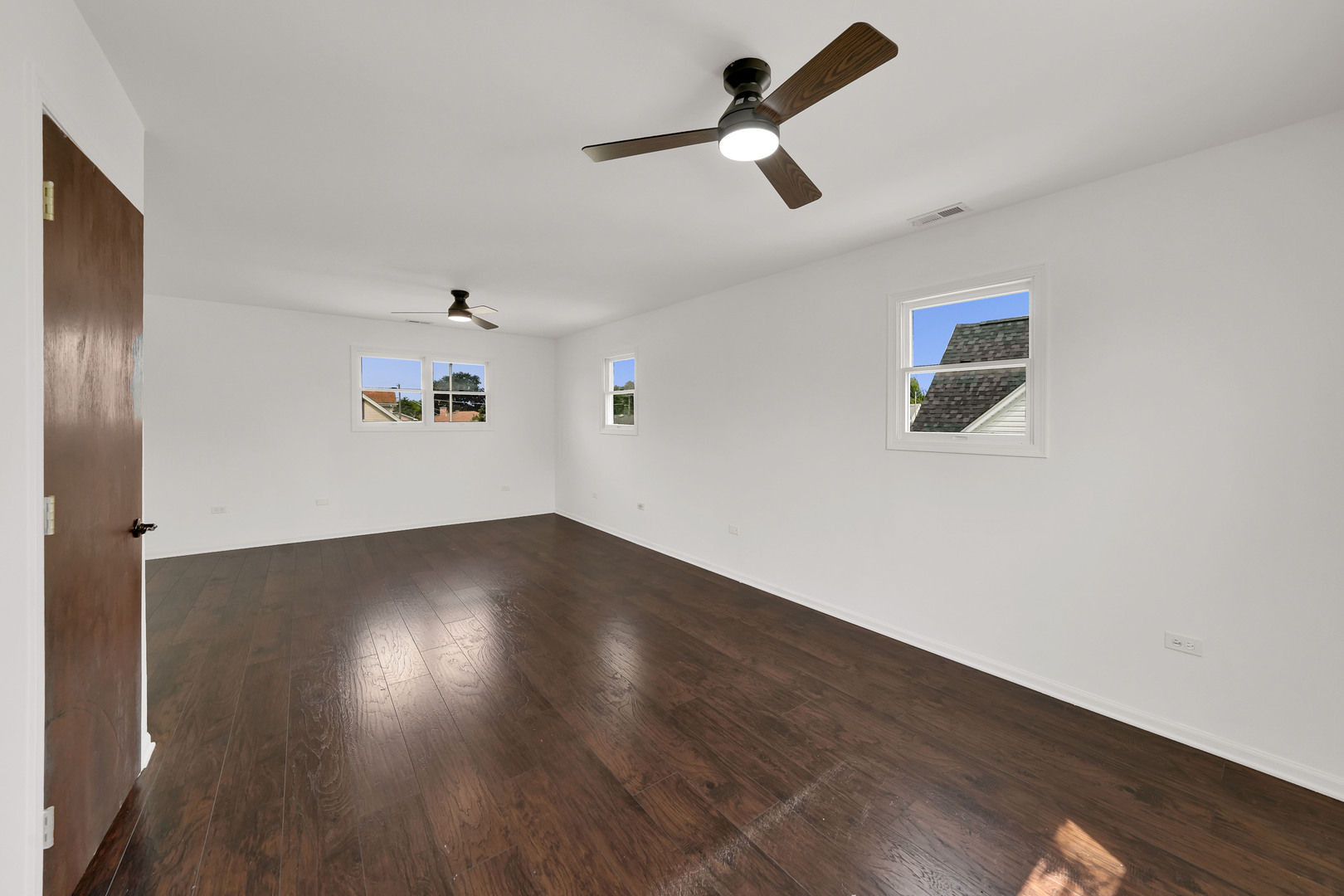 4933 S Lockwood Avenue Property Photo 17