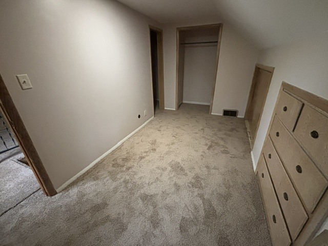 471 S Center Avenue Property Photo 13