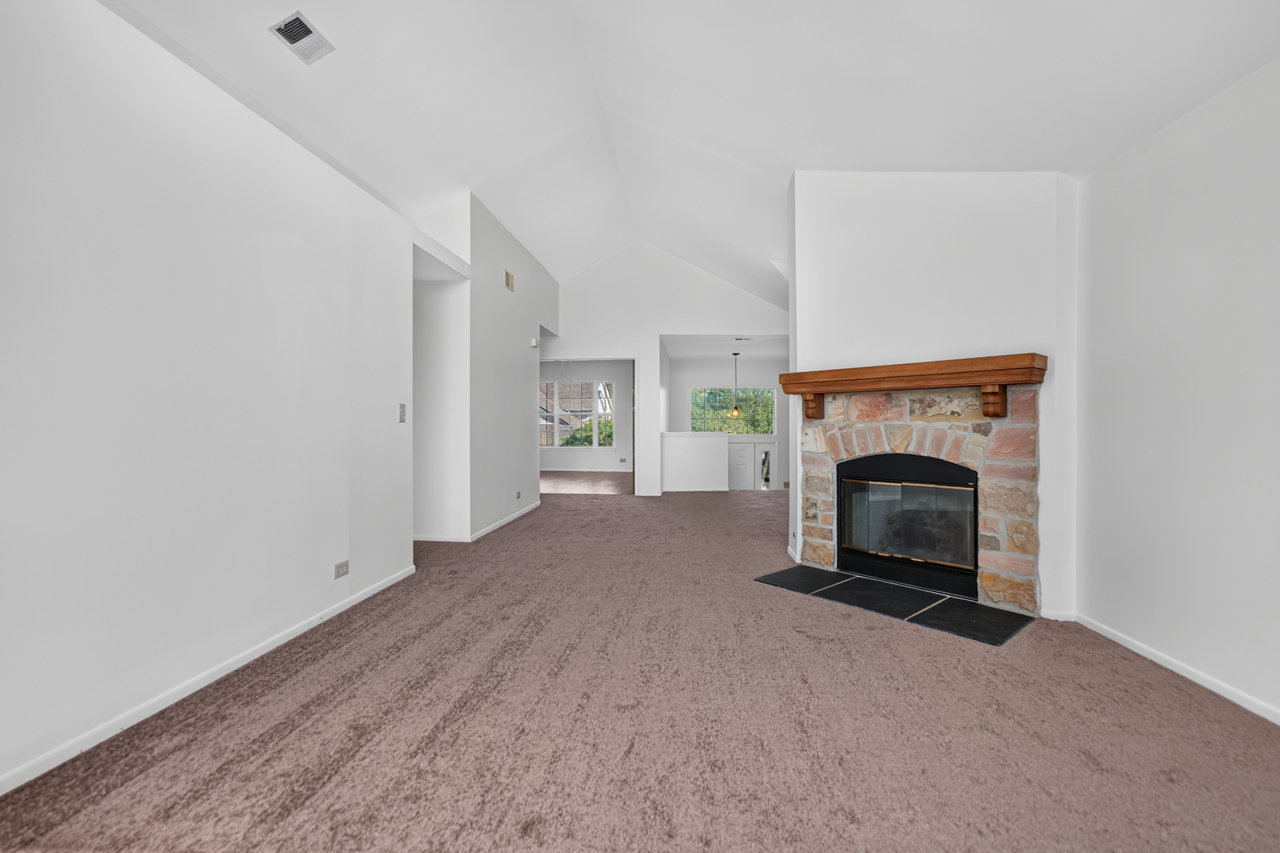 358 Ashford Circle 2 Property Photo 10