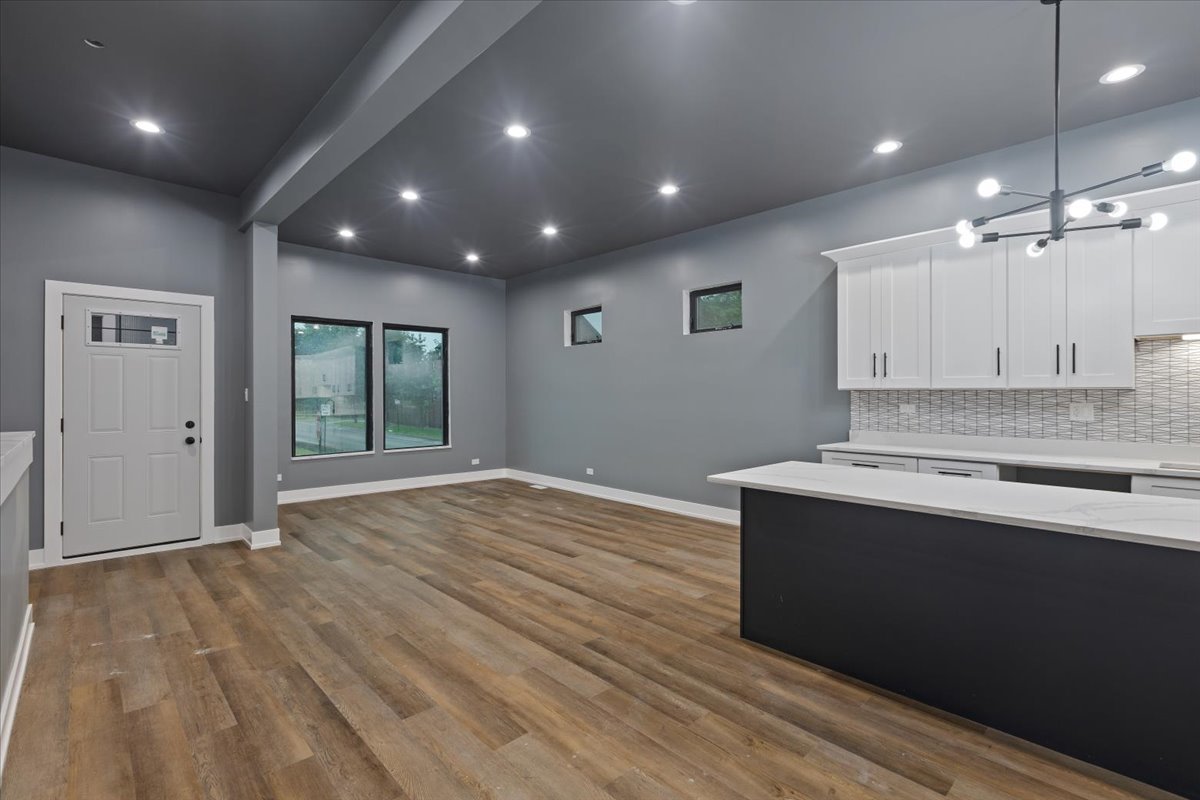 12721912 Property Photo 9