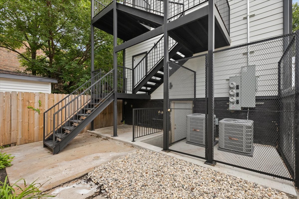 12721912 Property Photo 13